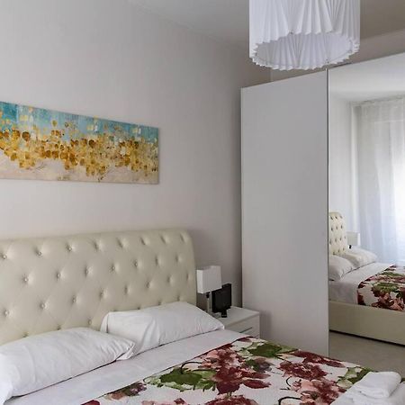 Modern Apartment Near Ponte Vecchio. Флоренция Экстерьер фото